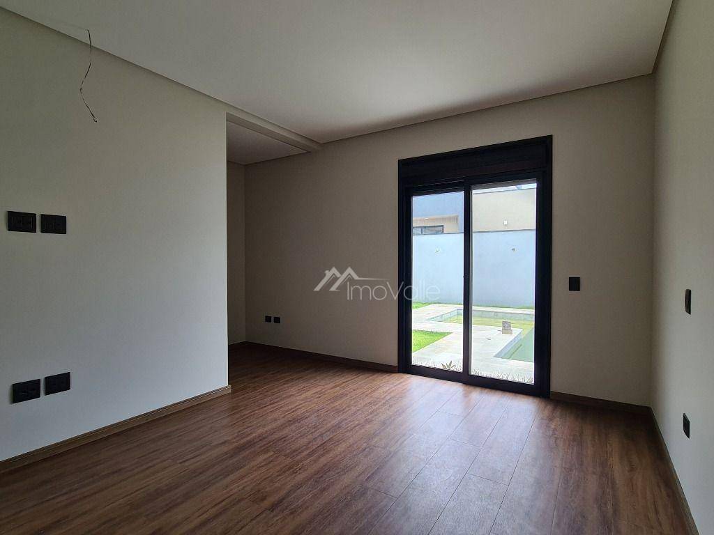 Casa de Condomínio à venda com 4 quartos, 270m² - Foto 10