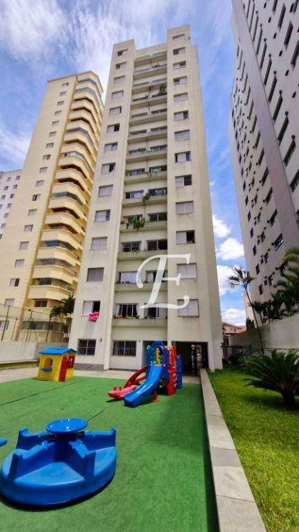 Apartamento à venda com 2 quartos, 72m² - Foto 21