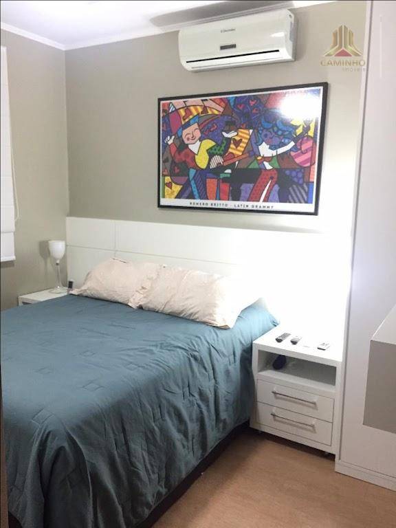 Apartamento à venda com 2 quartos, 76m² - Foto 11