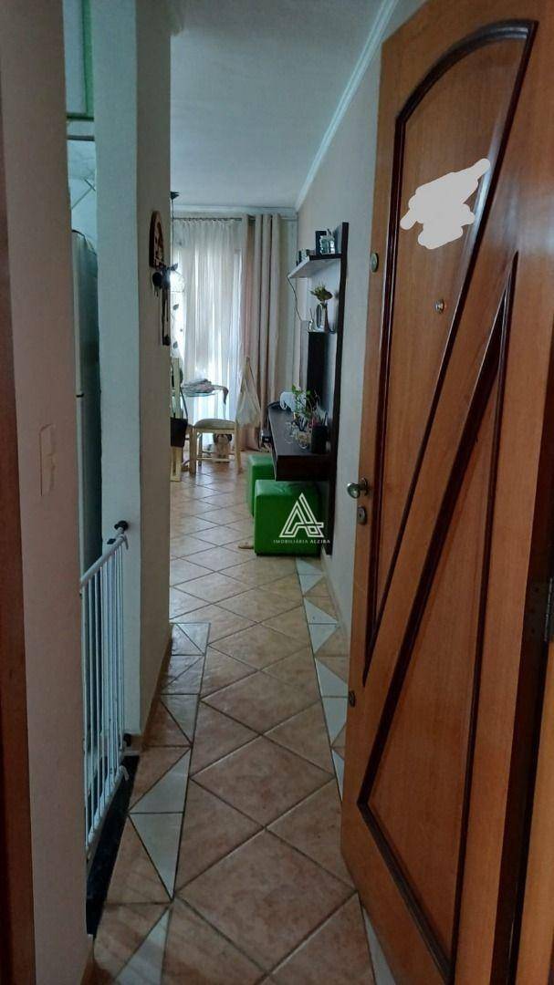 Apartamento à venda com 2 quartos, 70m² - Foto 31