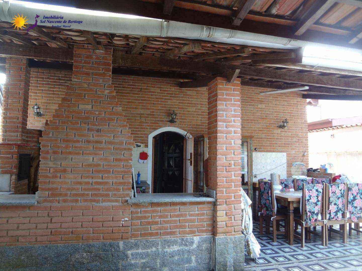 Casa à venda com 3 quartos, 200m² - Foto 15