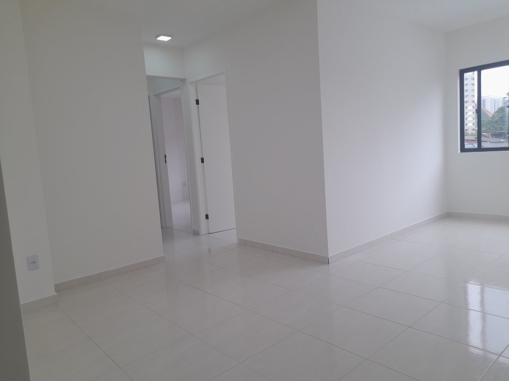 Apartamento à venda com 3 quartos, 69m² - Foto 2