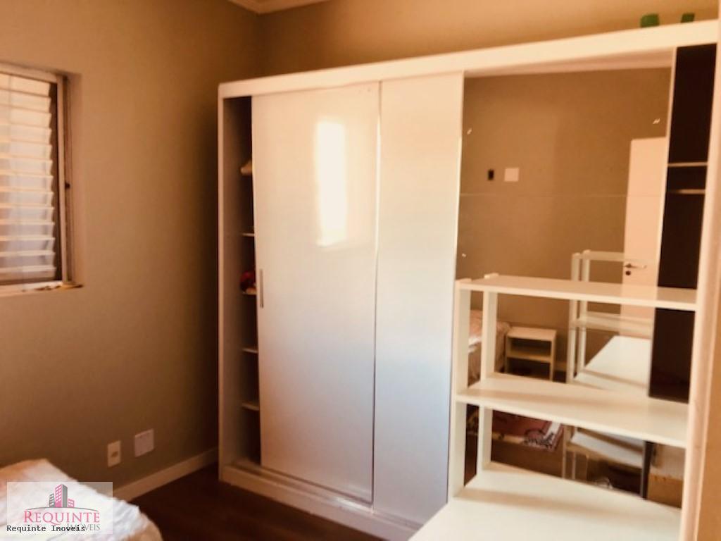 Casa à venda com 8 quartos, 220m² - Foto 41