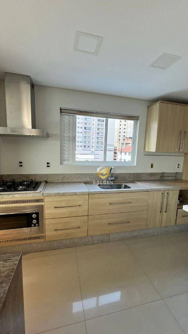 Apartamento à venda com 3 quartos, 122m² - Foto 17