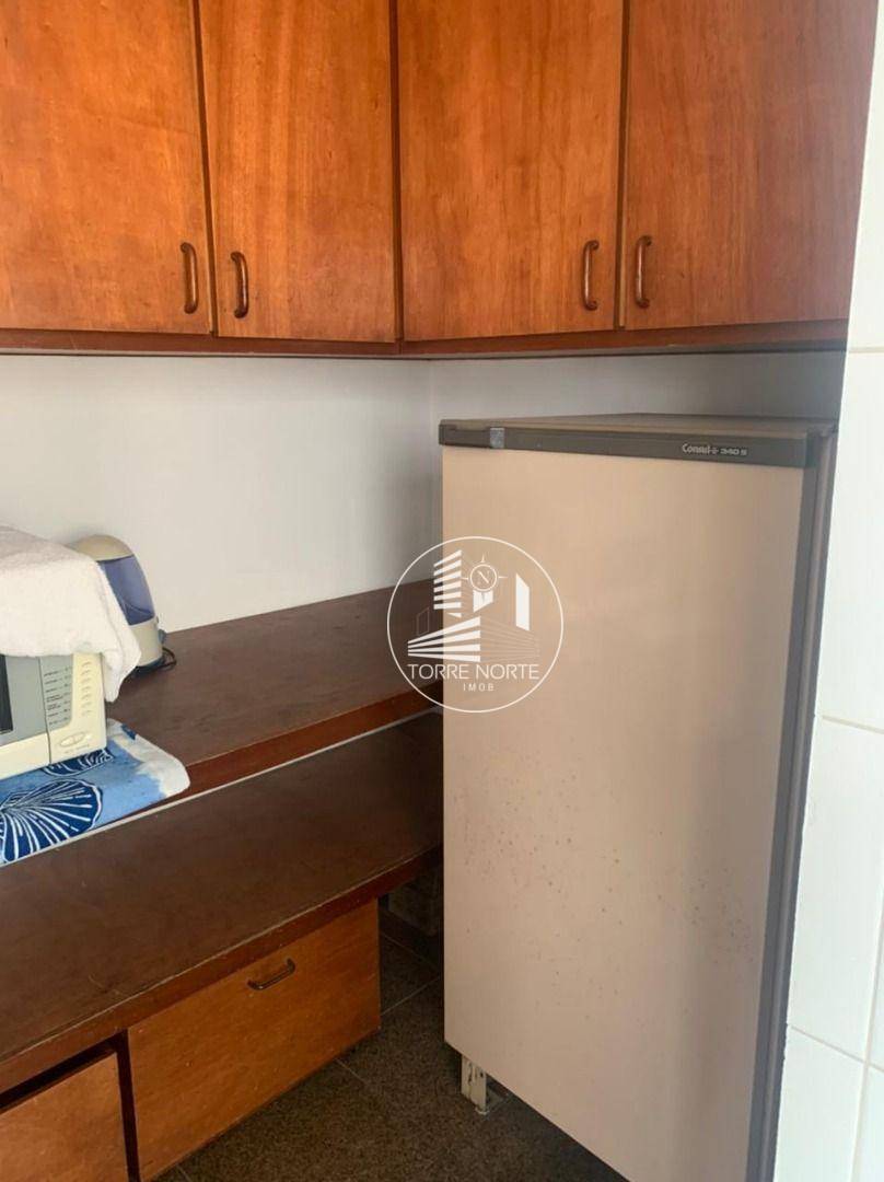 Apartamento à venda com 3 quartos, 112m² - Foto 7