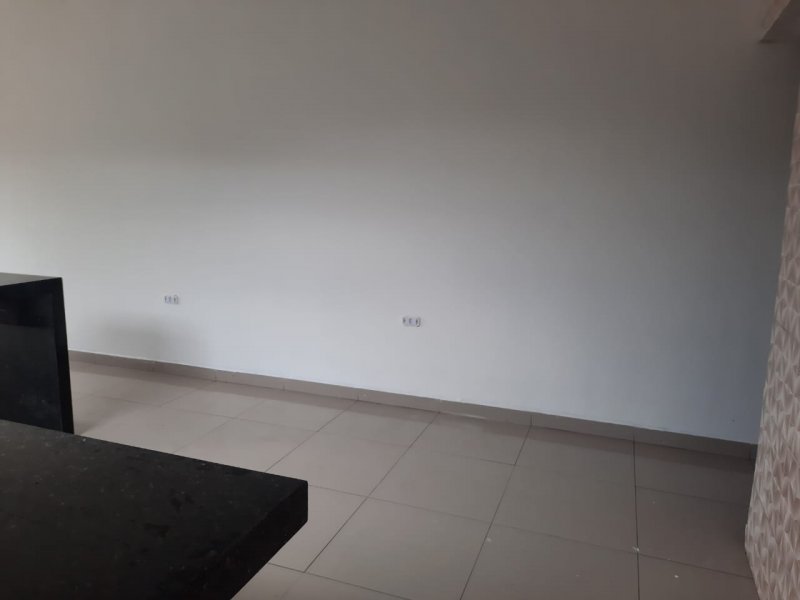 Casa à venda com 2 quartos, 66m² - Foto 14