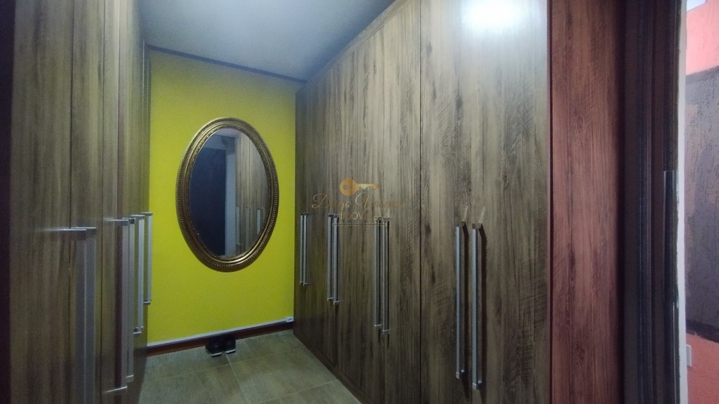 Casa à venda com 4 quartos, 226m² - Foto 13