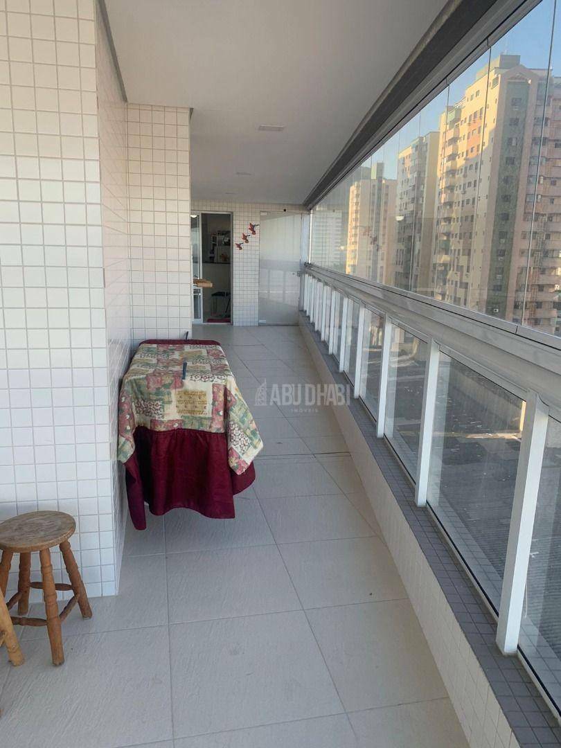 Apartamento à venda com 3 quartos, 213m² - Foto 15