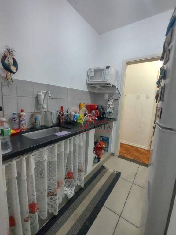 Apartamento à venda com 2 quartos, 75m² - Foto 17