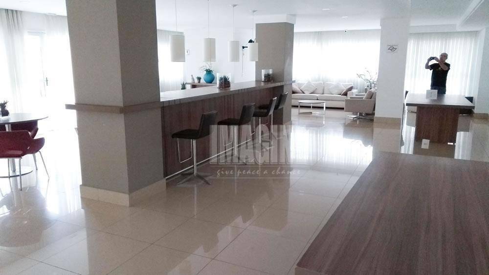 Apartamento à venda com 2 quartos, 70m² - Foto 34