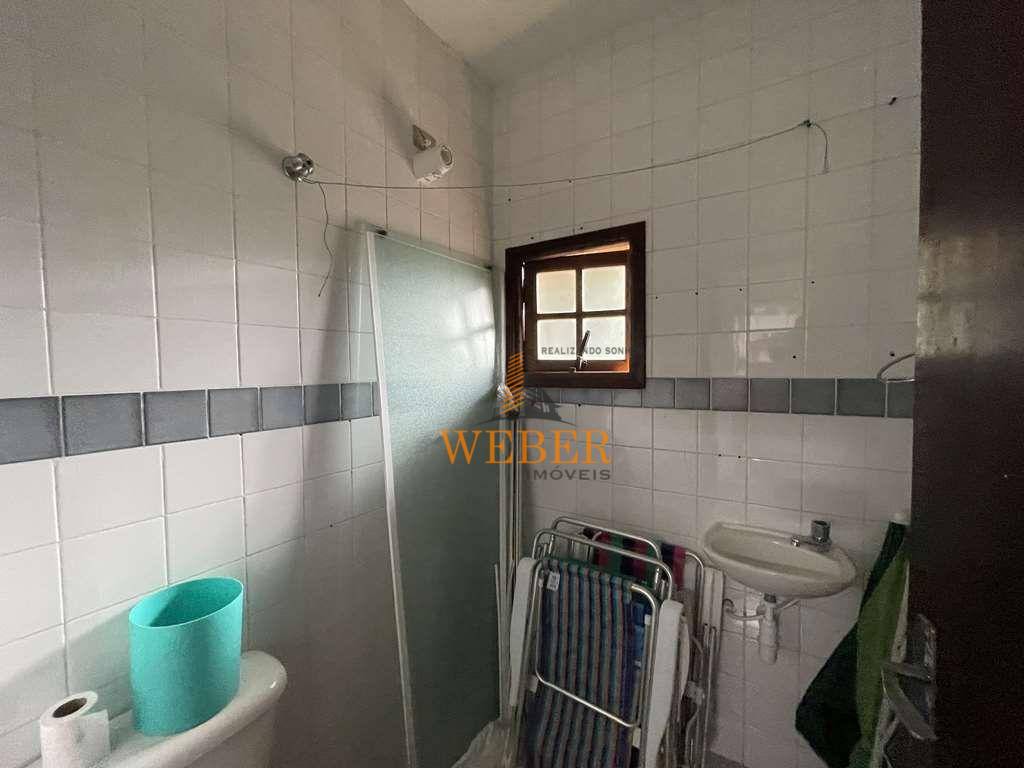 Casa de Condomínio à venda com 4 quartos, 220m² - Foto 44