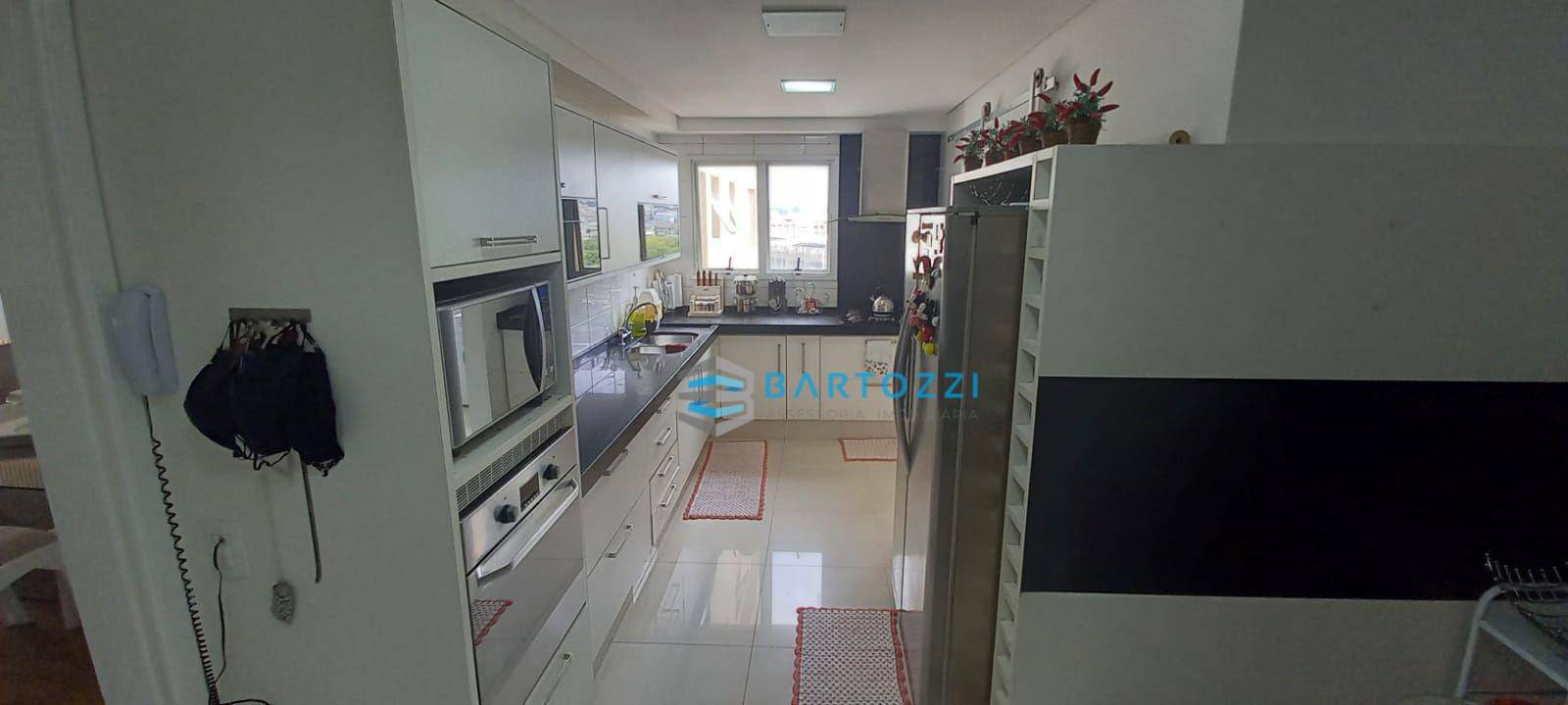 Apartamento à venda com 4 quartos, 187m² - Foto 20