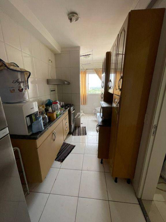 Apartamento para alugar com 3 quartos, 75m² - Foto 5