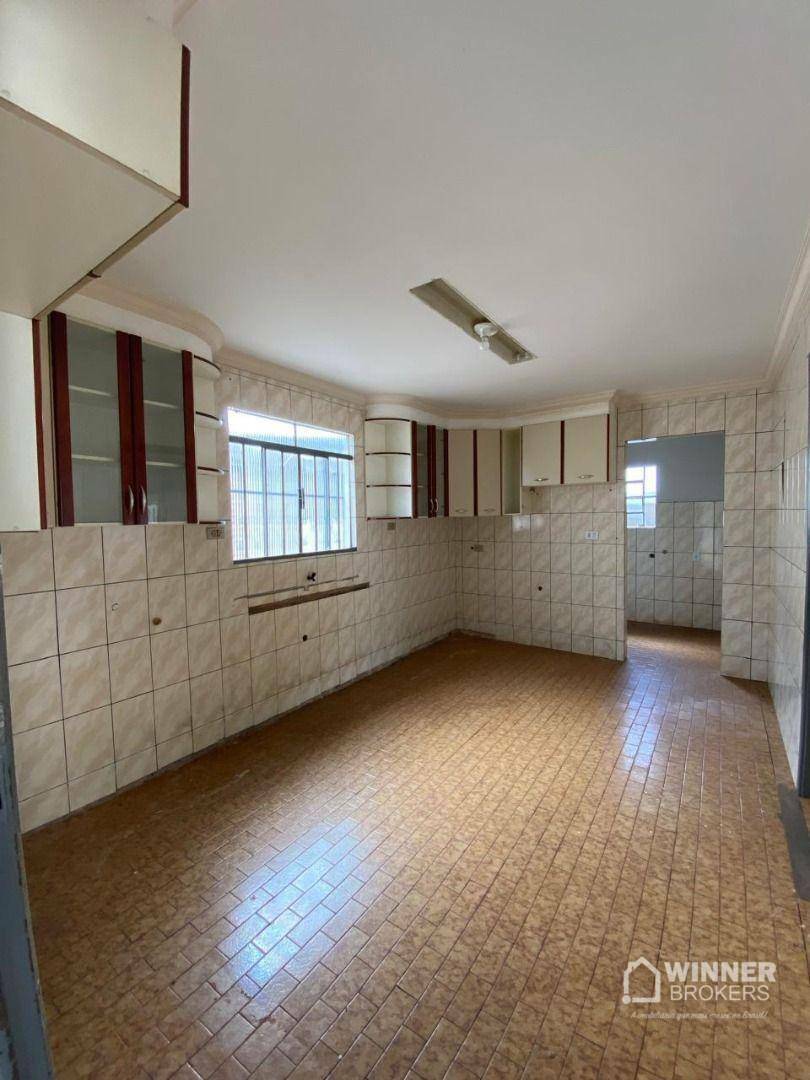 Casa à venda com 2 quartos, 59m² - Foto 2