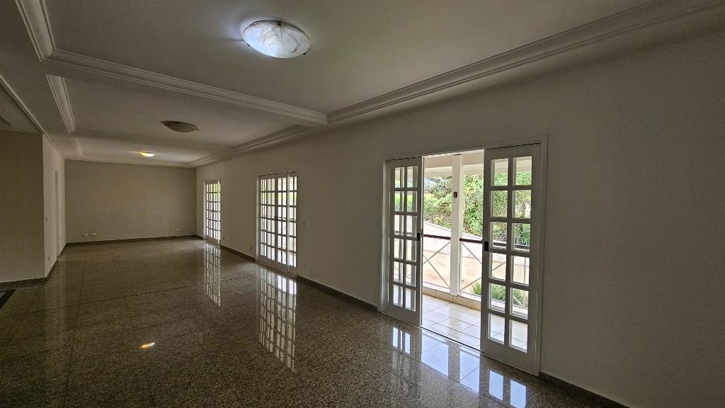 Casa de Condomínio para alugar com 6 quartos, 450m² - Foto 10