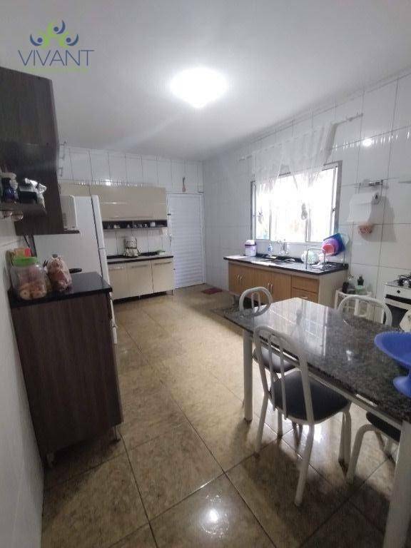 Sobrado à venda com 3 quartos, 88m² - Foto 8