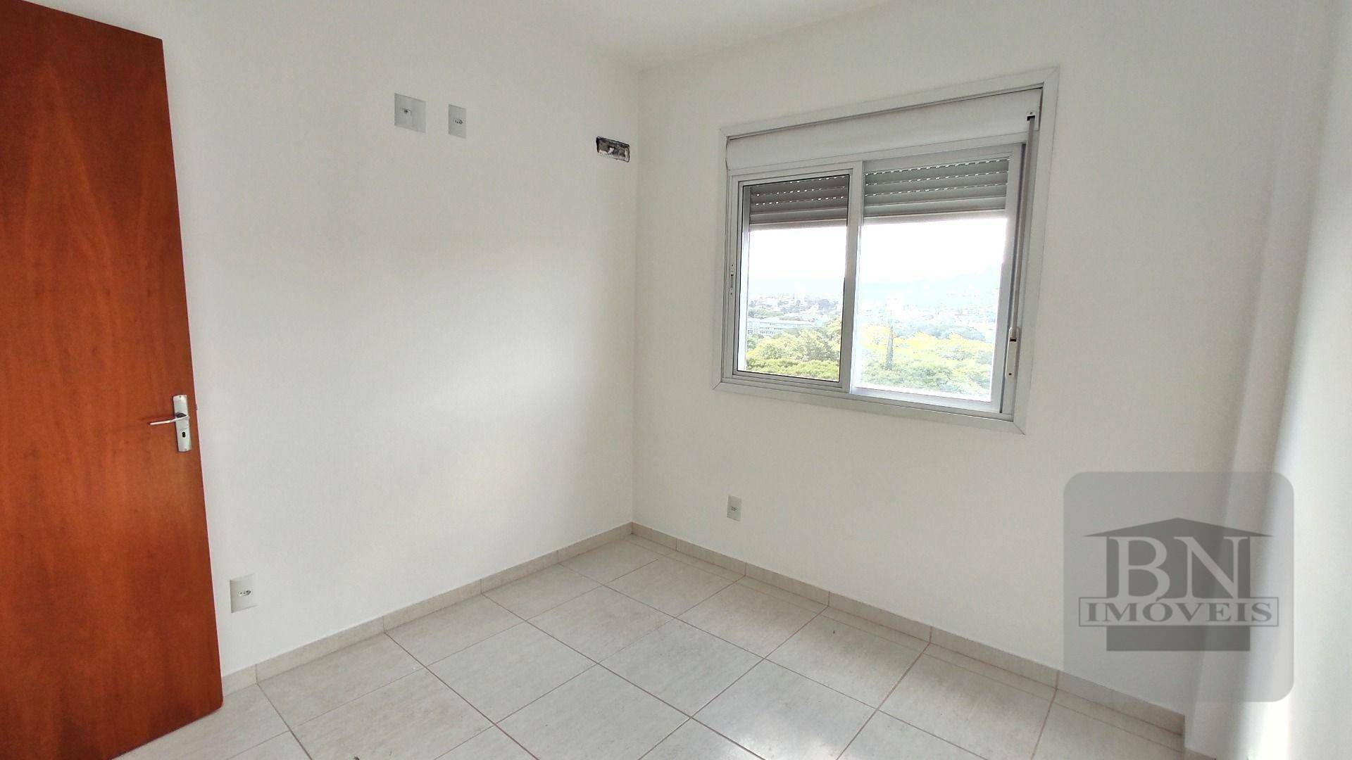 Apartamento para alugar com 3 quartos, 94m² - Foto 11