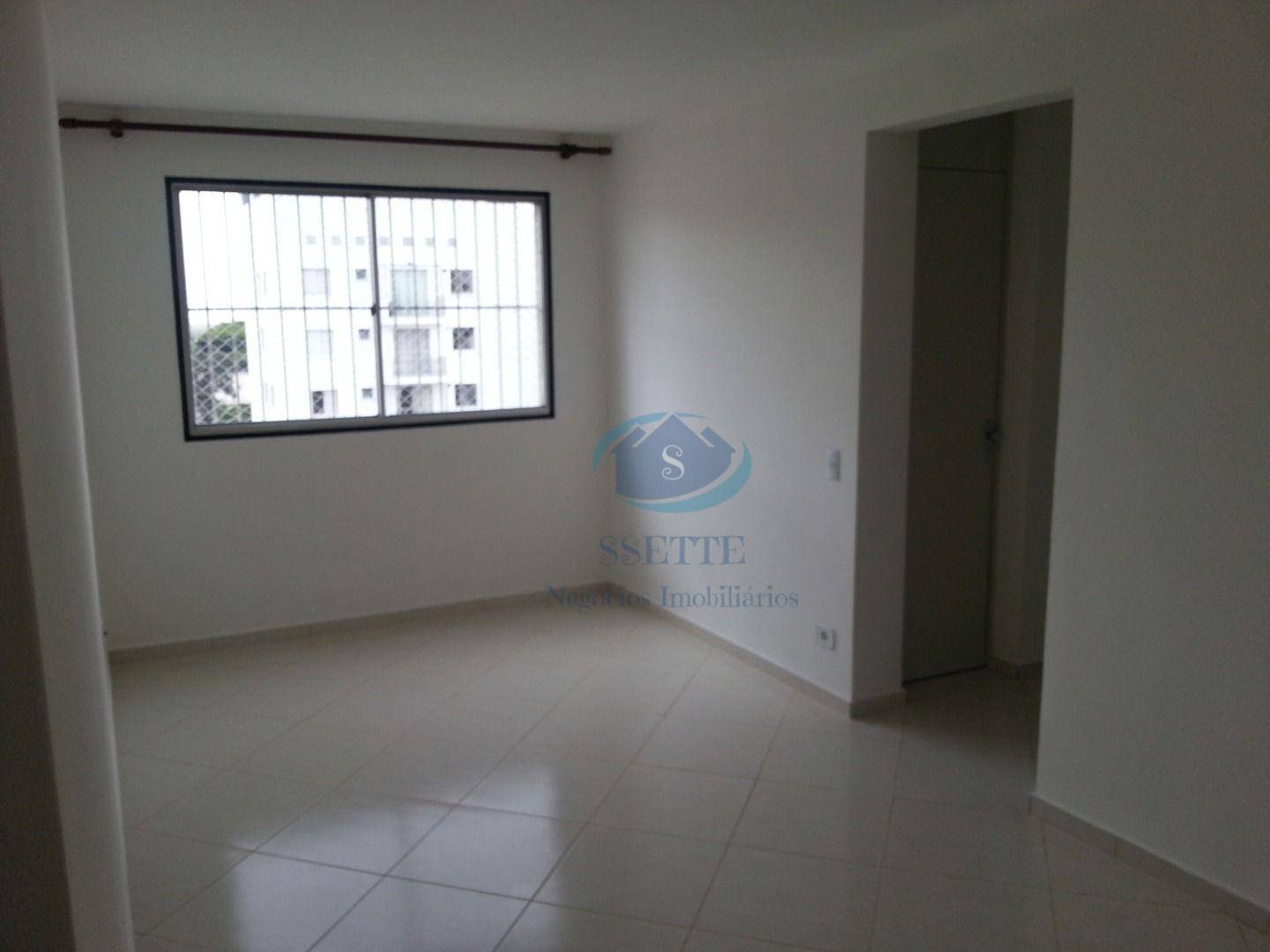 Apartamento para alugar com 2 quartos, 60m² - Foto 1