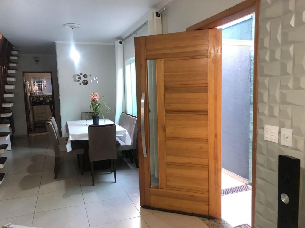 Sobrado à venda com 3 quartos, 120m² - Foto 3