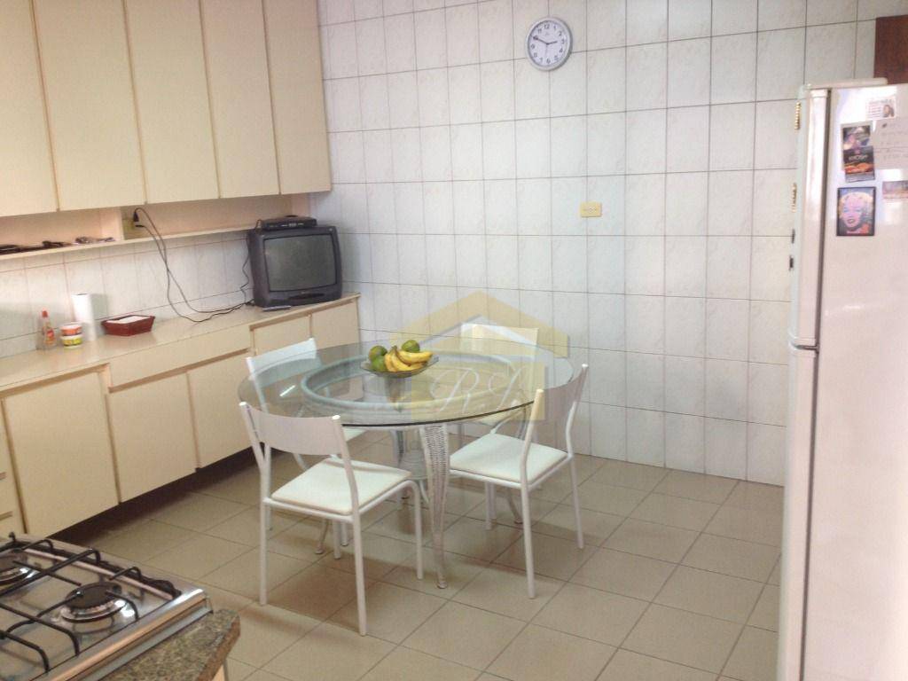 Apartamento à venda com 4 quartos, 202m² - Foto 11