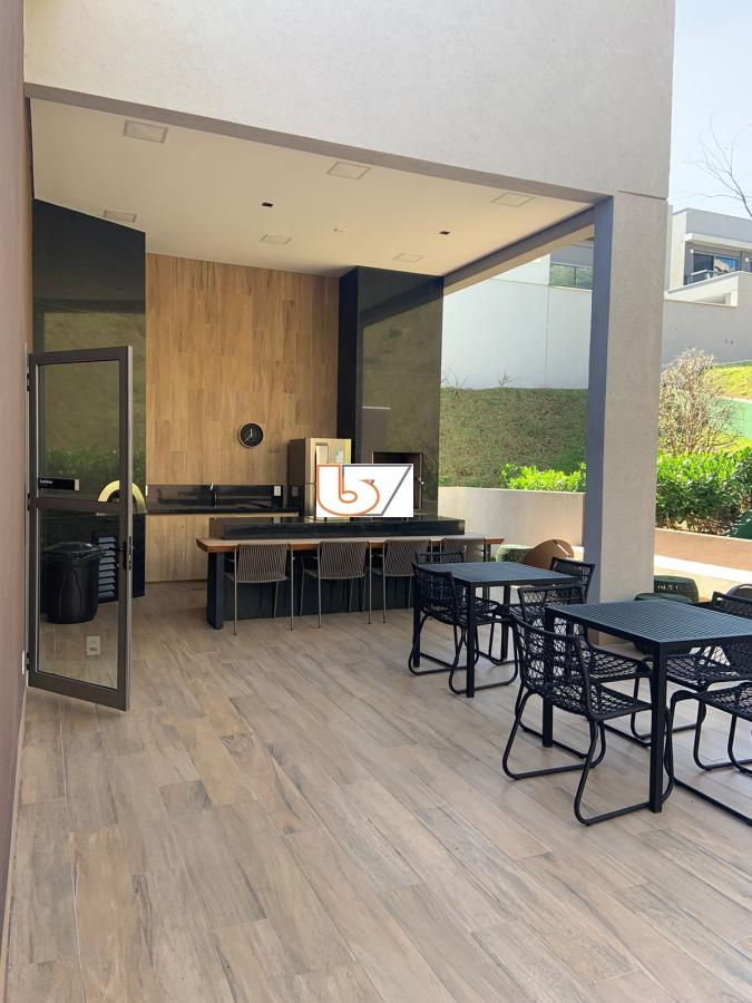 Casa de Condomínio para alugar com 3 quartos, 250m² - Foto 9