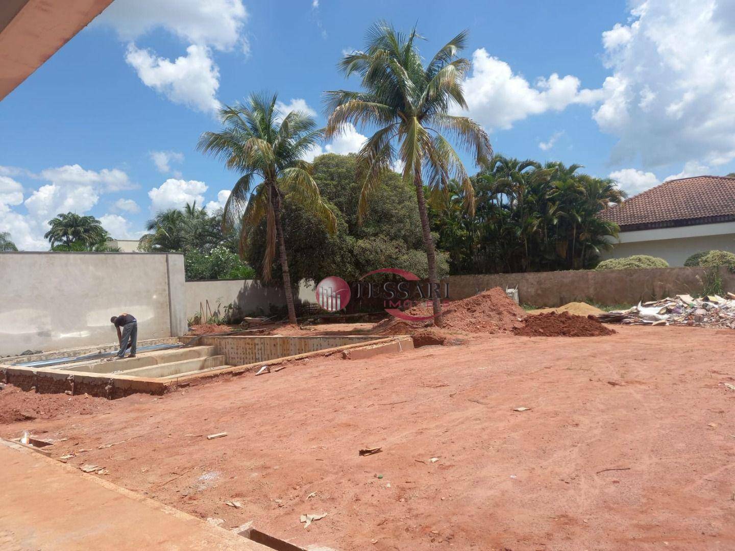 Casa à venda e aluguel com 3 quartos, 800m² - Foto 12