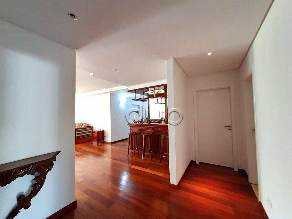 Casa de Condomínio para alugar com 3 quartos, 296m² - Foto 3