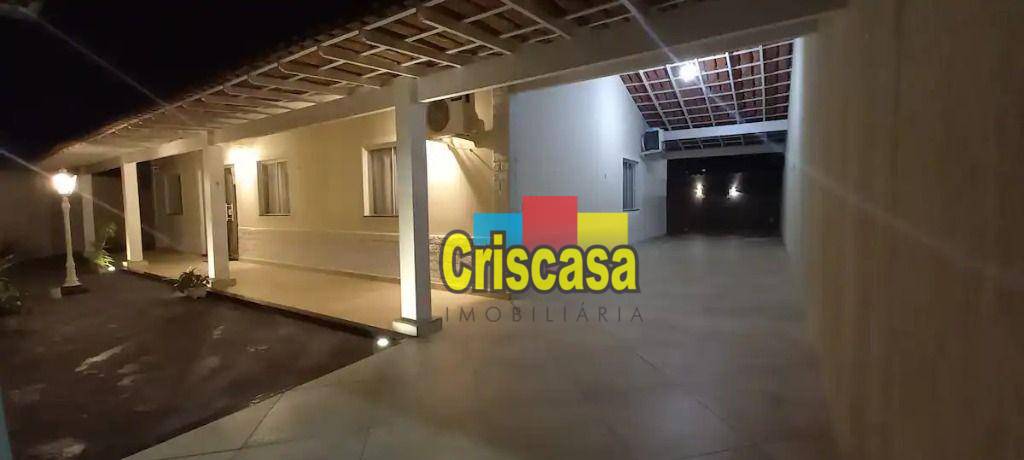 Casa à venda com 3 quartos, 160m² - Foto 1