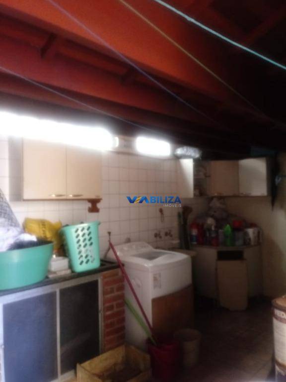 Sobrado à venda com 3 quartos, 227m² - Foto 35