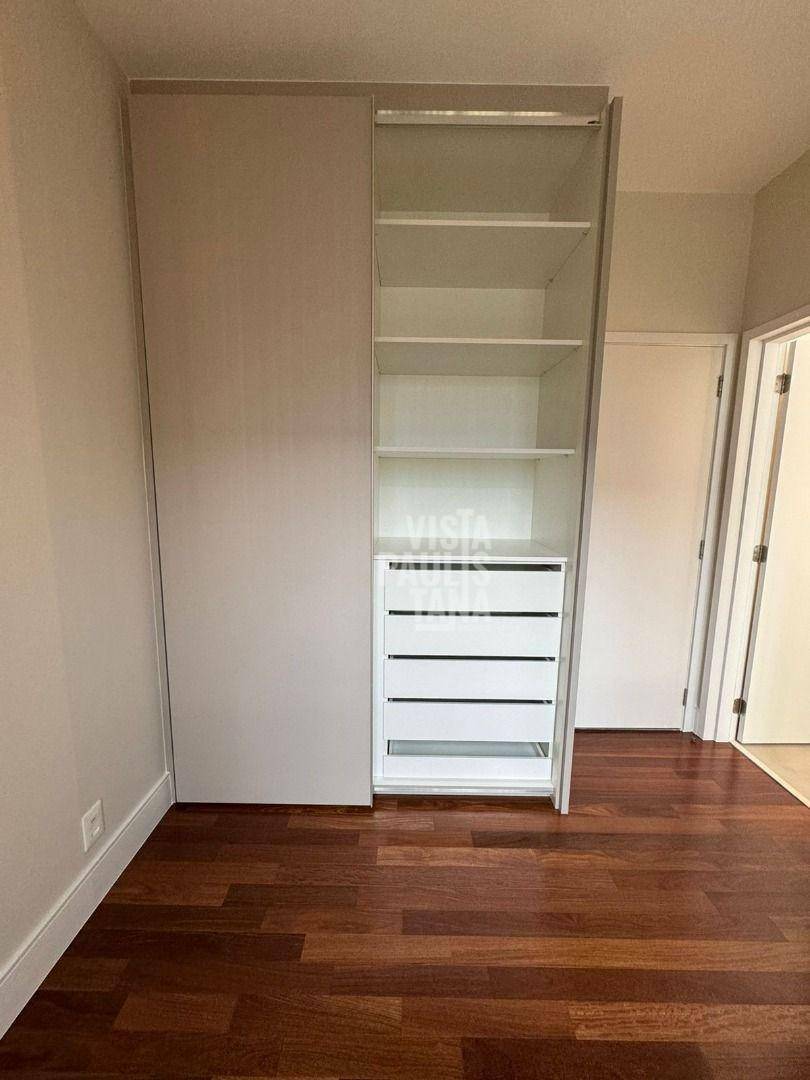 Apartamento para alugar com 3 quartos, 147m² - Foto 20