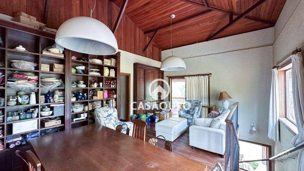 Casa de Condomínio à venda com 3 quartos, 360m² - Foto 29