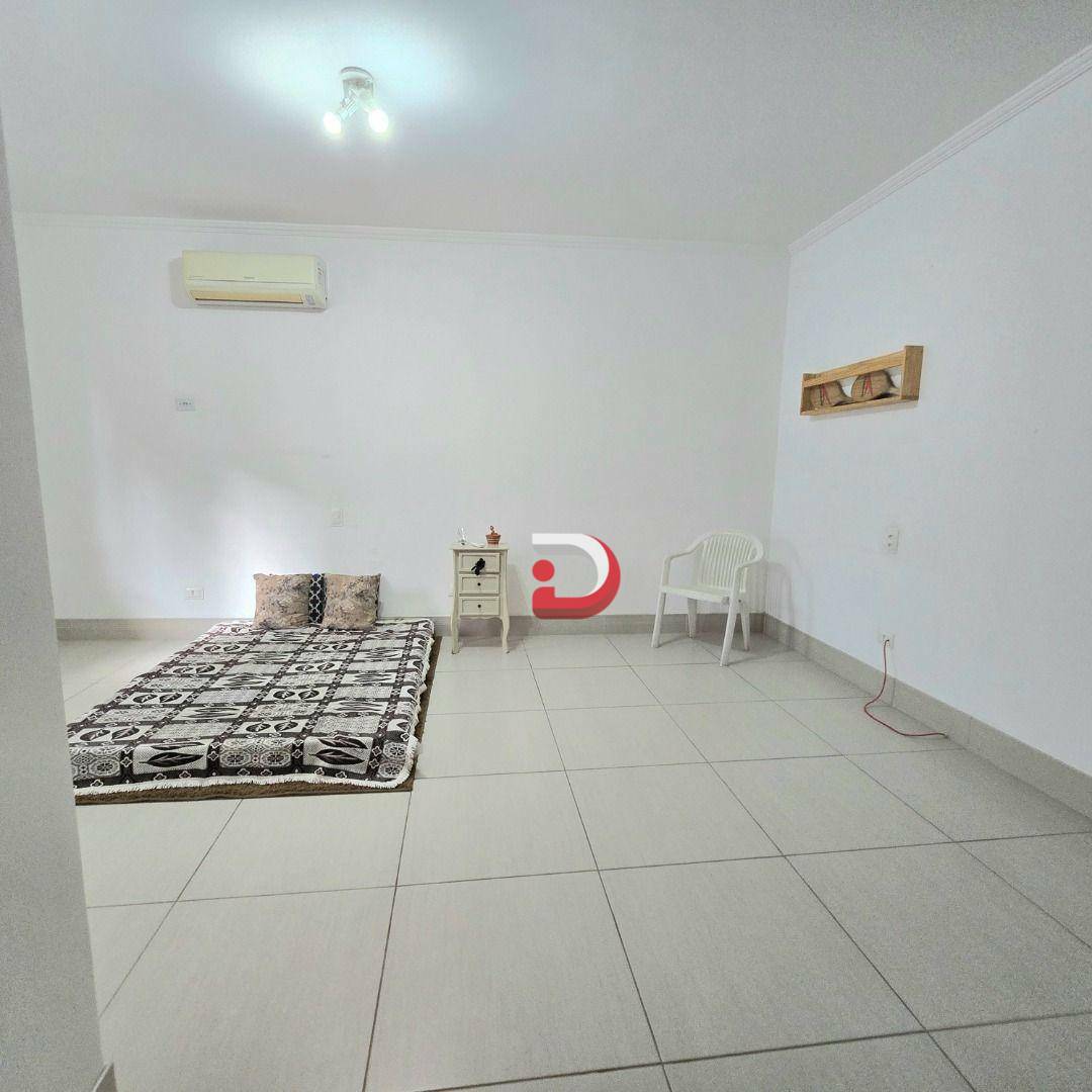 Sobrado à venda com 5 quartos, 250m² - Foto 48