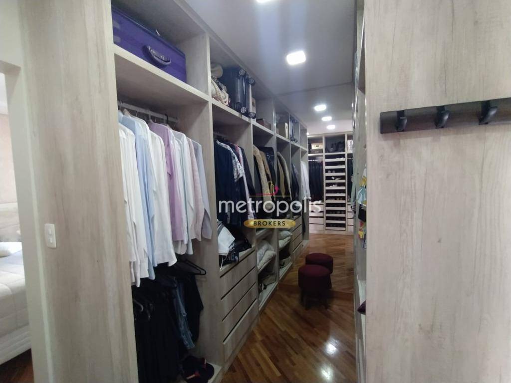 Sobrado à venda com 4 quartos, 370m² - Foto 16