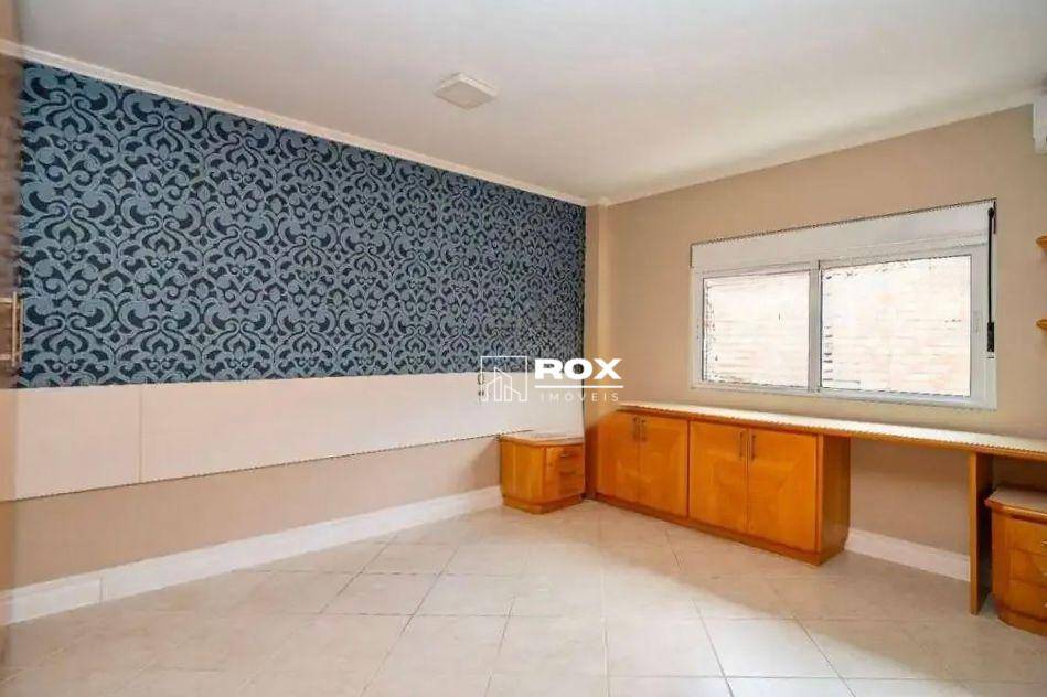 Casa para alugar com 4 quartos, 392m² - Foto 7