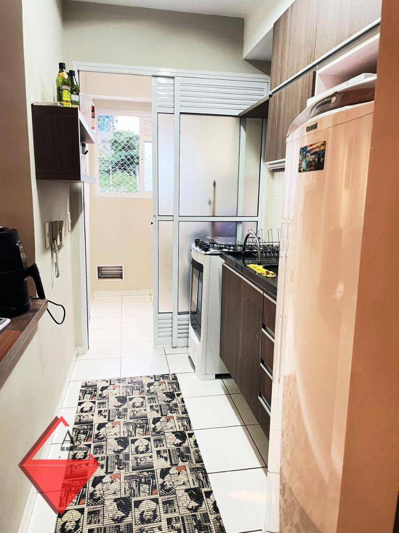 Apartamento à venda com 2 quartos, 49m² - Foto 2