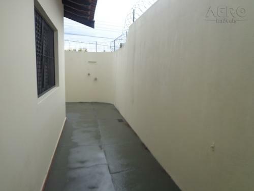 Casa à venda e aluguel com 3 quartos, 240m² - Foto 33