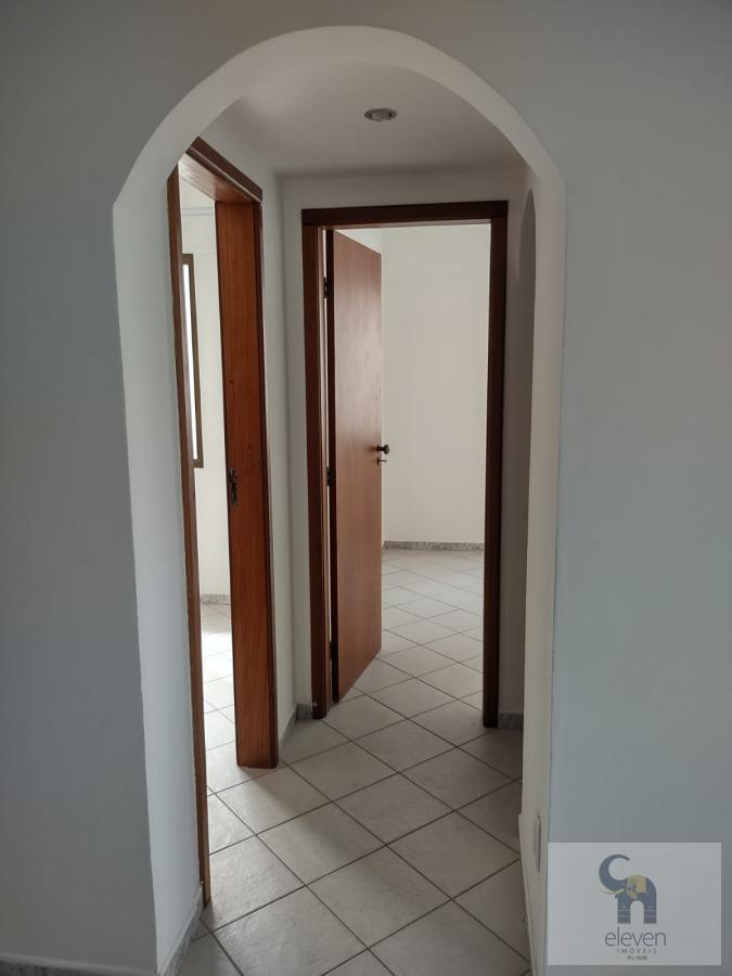 Apartamento à venda com 2 quartos, 64m² - Foto 8