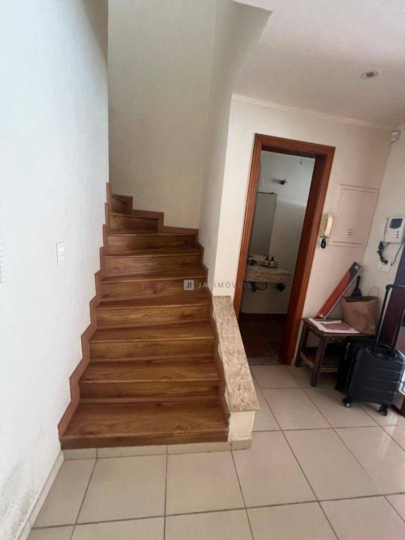 Sobrado à venda com 3 quartos, 200m² - Foto 13