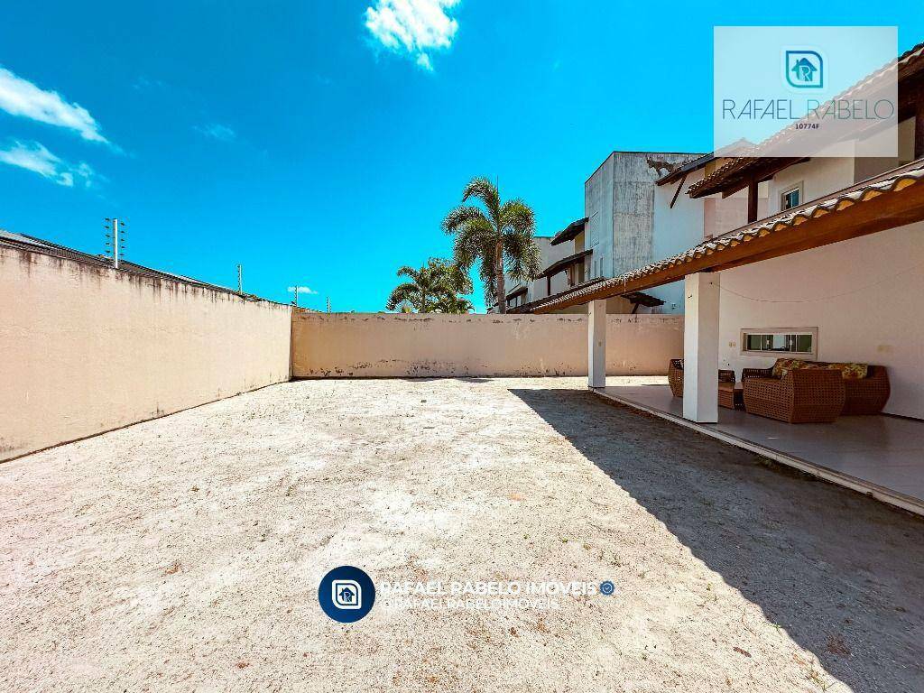 Casa de Condomínio à venda com 4 quartos, 264m² - Foto 27