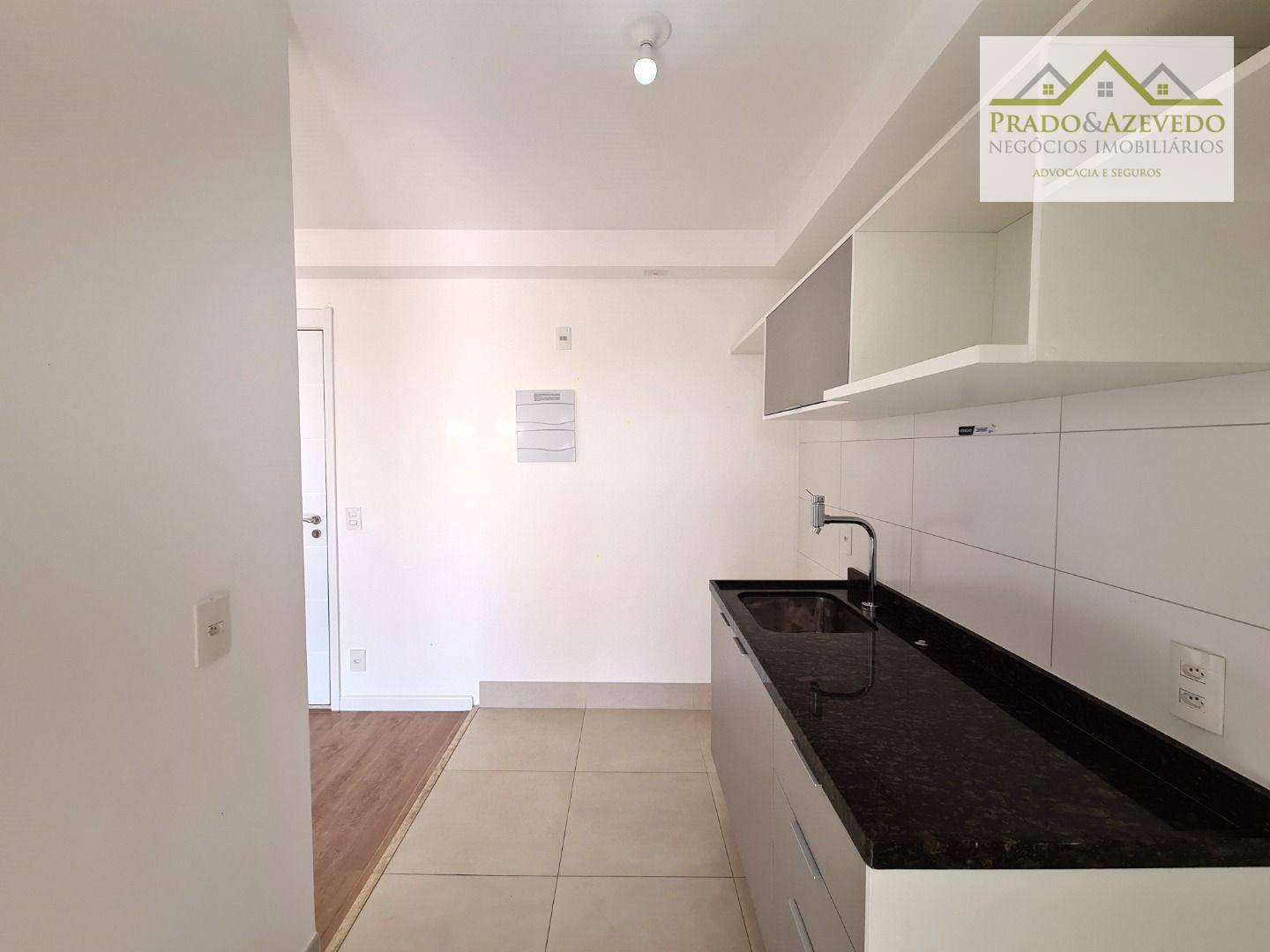 Apartamento à venda com 2 quartos, 67m² - Foto 8