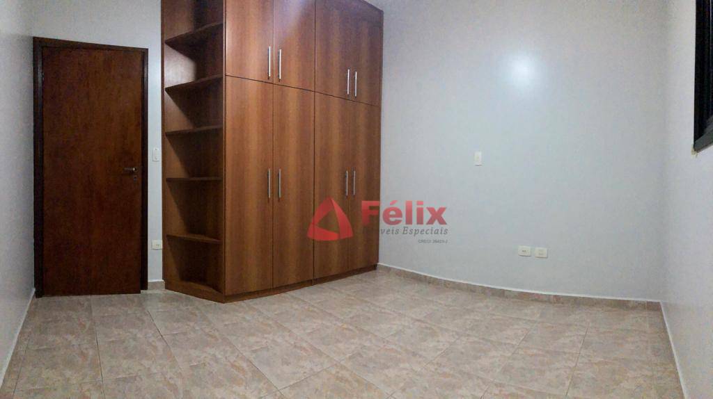 Apartamento à venda com 3 quartos, 140m² - Foto 18