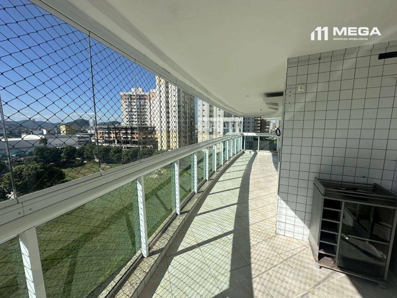 Apartamento para alugar com 3 quartos, 123m² - Foto 2