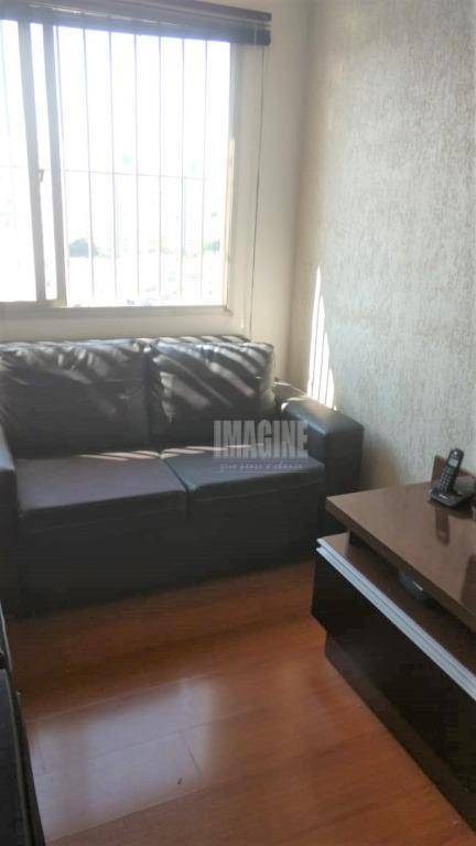 Apartamento à venda com 2 quartos, 50m² - Foto 3