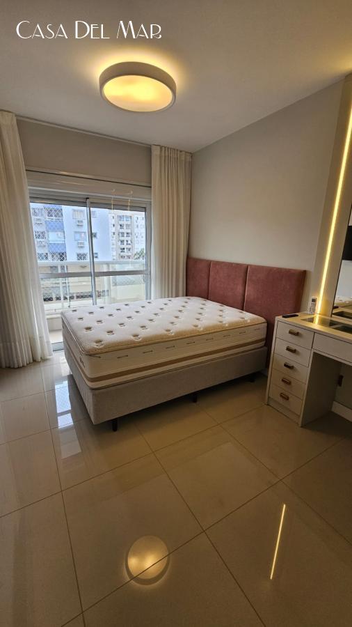 Apartamento à venda com 2 quartos, 76m² - Foto 13