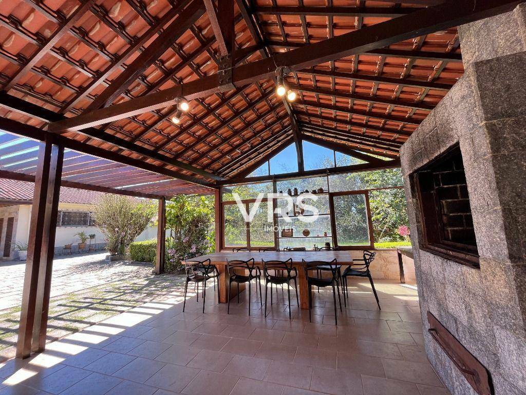 Casa à venda com 6 quartos, 503m² - Foto 45