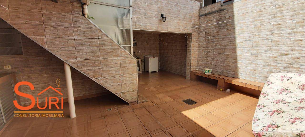 Casa à venda com 3 quartos, 174m² - Foto 9