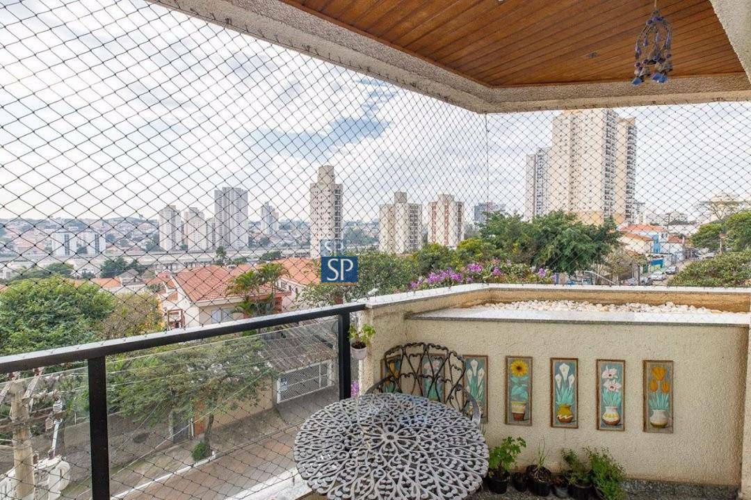 Apartamento à venda com 3 quartos, 133m² - Foto 1