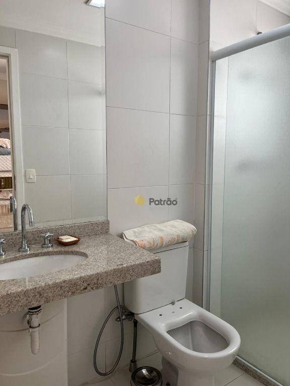 Apartamento à venda com 3 quartos, 128m² - Foto 5