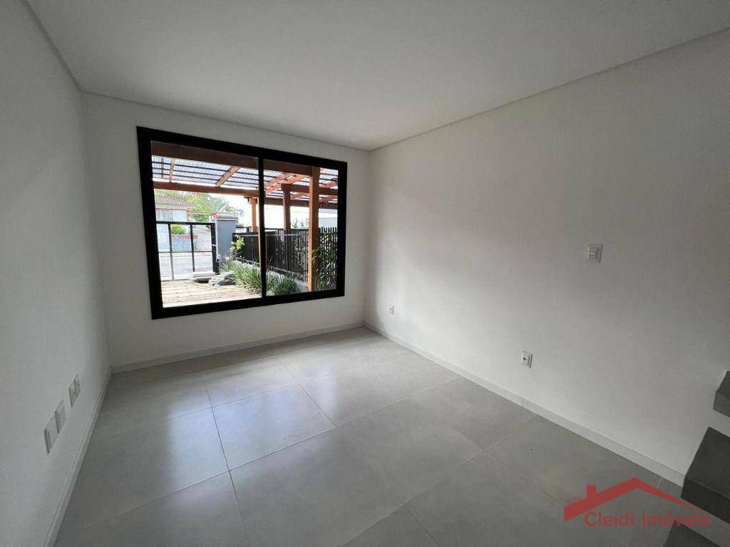 Casa à venda com 3 quartos, 129m² - Foto 15