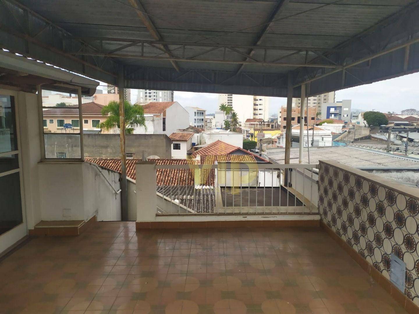 Casa de Condomínio para alugar com 5 quartos, 475m² - Foto 13